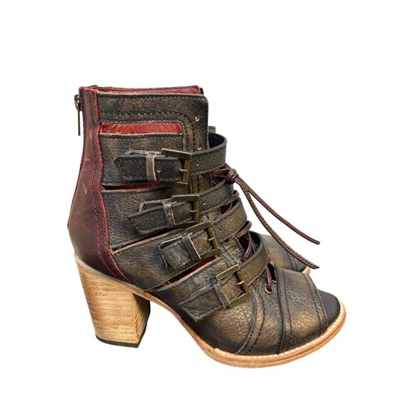 Free Bird By Steven Leather Heeled Open-Toe Sandals With Buckles Black & Burgund - Picture 7 of 9